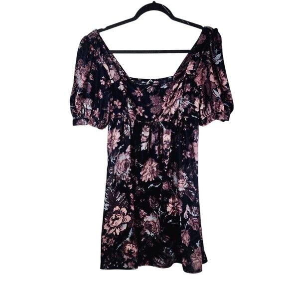 Urban Outfitters Floral Puff Sleeve Dress M Polyester Babydoll Whimsygoth Velvet - Picture 8 of 8